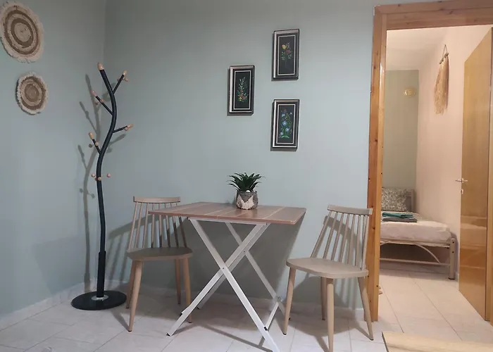 Дом отдыха Bohem House Аспровальта