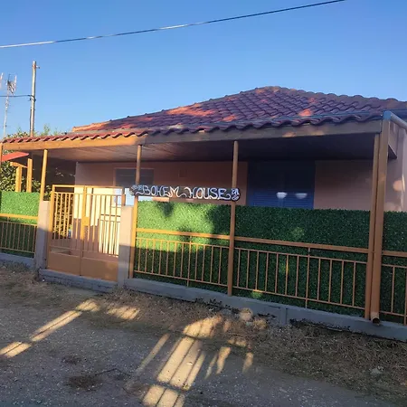 Bohem House Ασπροβάλτα