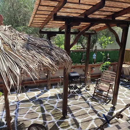 Σπίτι διακοπών Bohem House Ασπροβάλτα